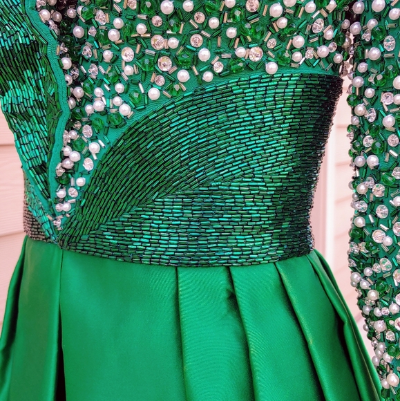 Stephen Yearick Emerald Green Gown Size 2 - Picture 8 of 16